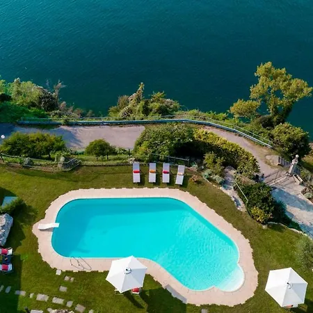 Eden 8, Emma Villa *