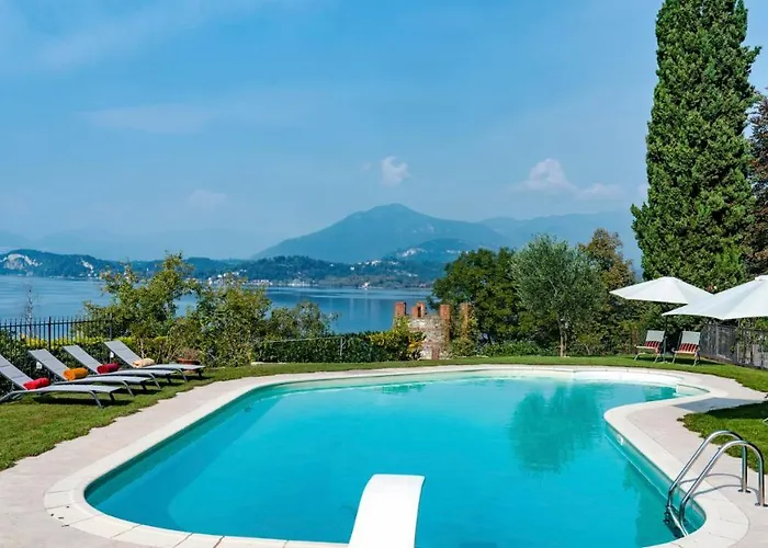 Eden 8, Emma Villa *