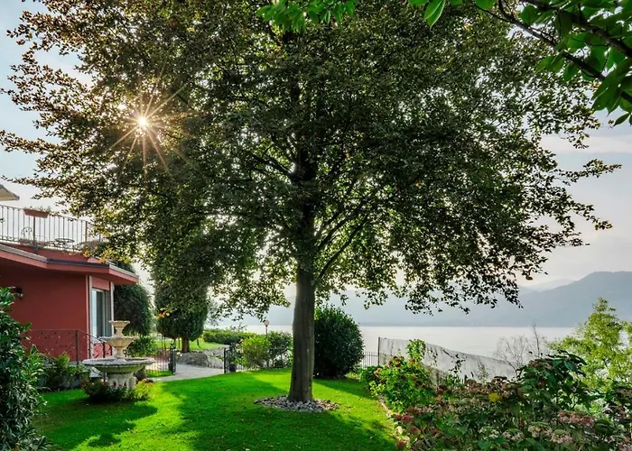 Villa Eden 8, Emma *