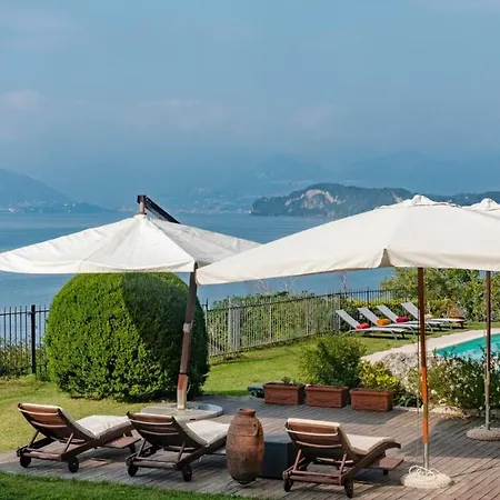 Eden 8, Emma * Ispra