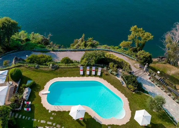 Eden 8, Emma Willa *